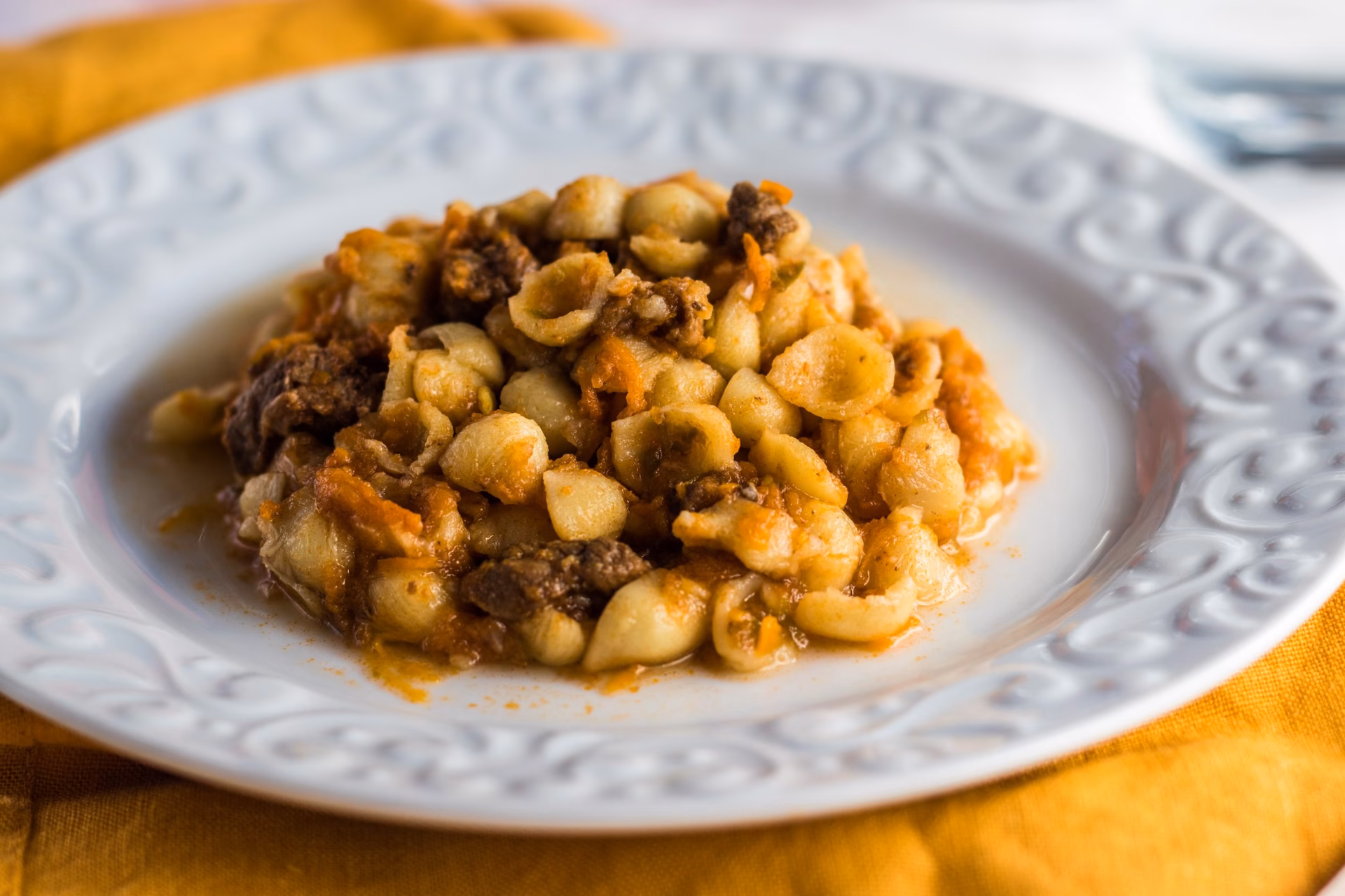 ¿Cuántas calorías tiene un plato de Guiso?