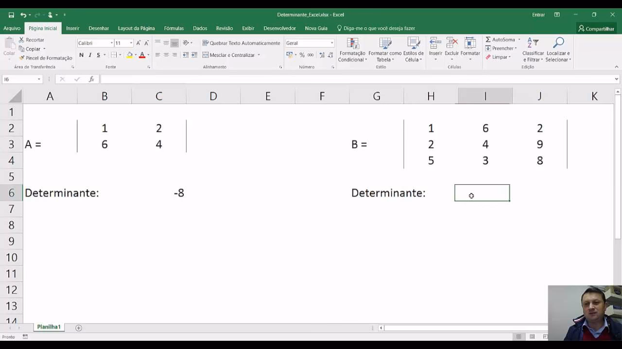 ¿Cómo puedo calcular una matriz en Excel?
