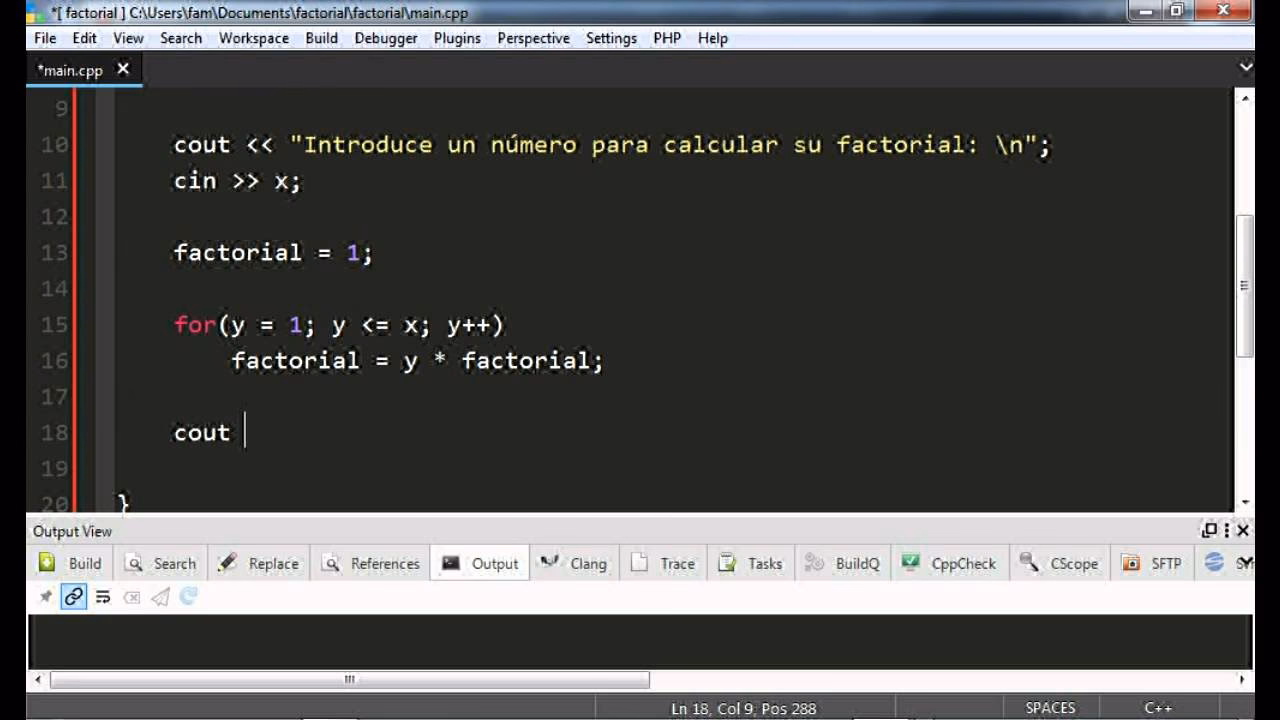 ¿Cómo se calcula el factorial de un número en C++?