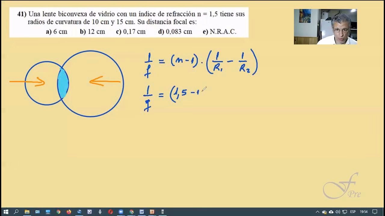 ¿Cuál es la distancia focal de una lente biconvexa?