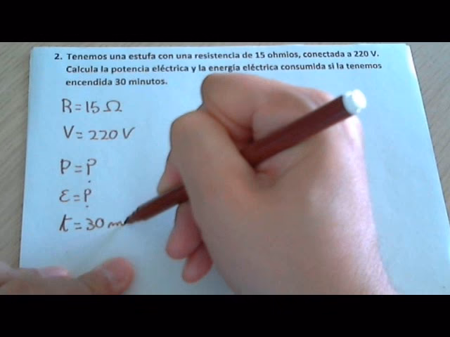 ¿Qué potencia genera una parrilla conectada a 120 V si circula por ella una corriente de 05 A?