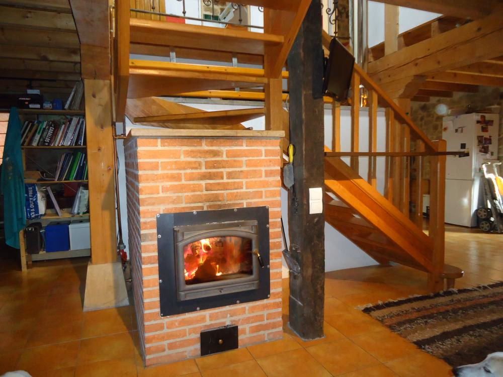 ¿Cuántos ladrillos necesito para una estufa a leña?