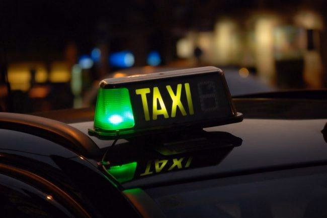 ¿Cómo calcular el precio de un viaje en Uber?