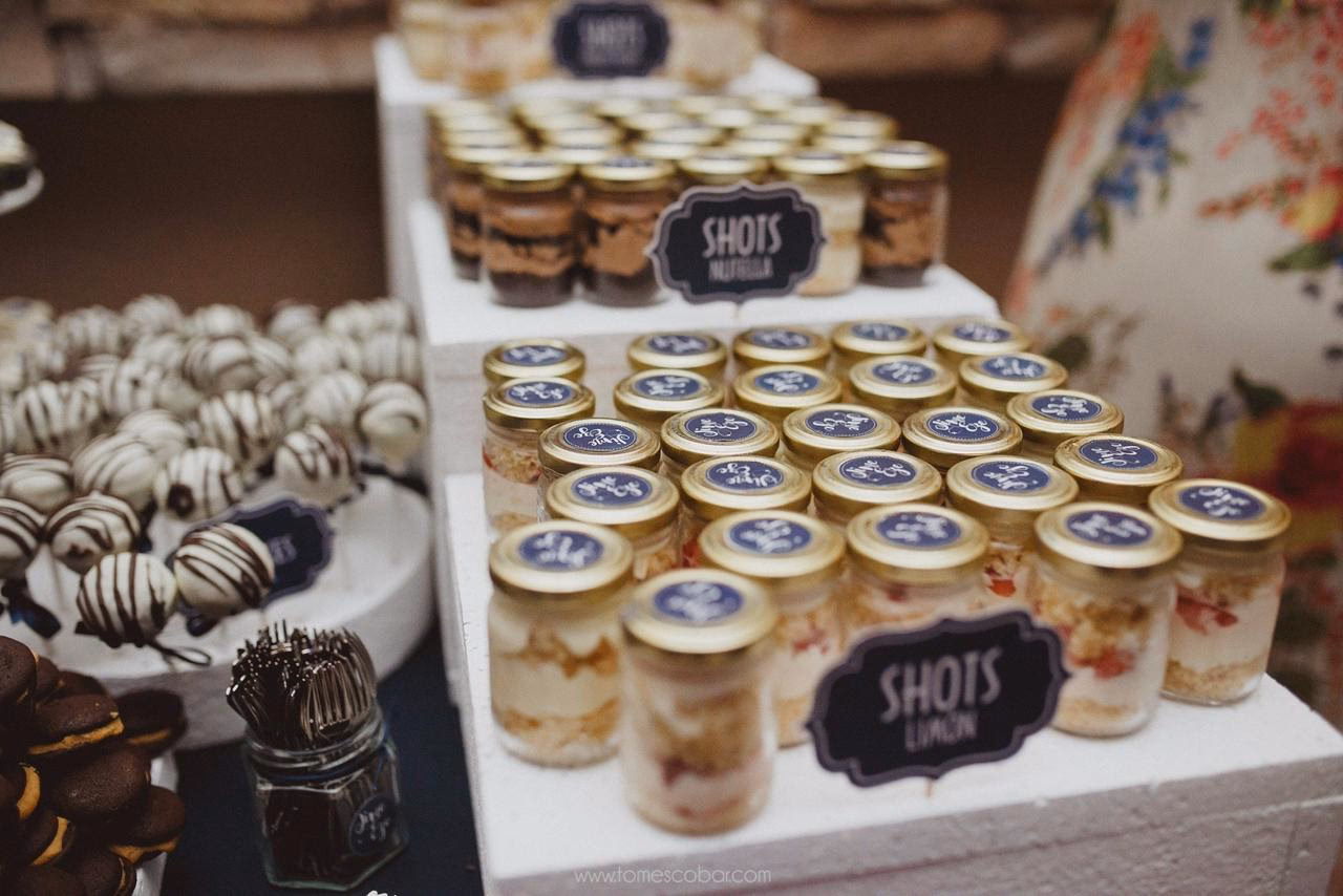 ¿Cuántos dulces se calculan por persona?