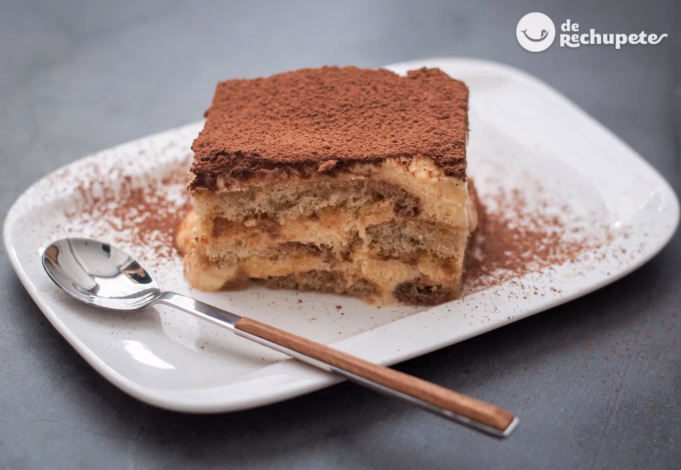 ¿Cuáles son los ingredientes de la tarta de tiramisú?