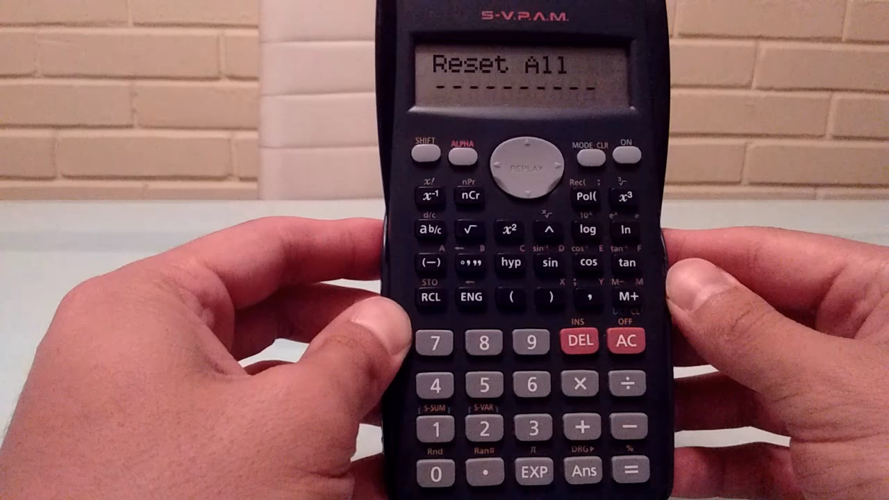¿Cómo borrar la memoria de una calculadora Casio?